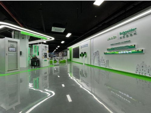 互利共赢破解校企合作“落地难” 施耐德电气楼宇智能化技术产教融合成功之路解析